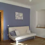 Apartment Kamenny Dum S Vyhledem Na Zamek 20km Od Prahy *