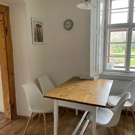 Apt. Overlooking The Castle Nizbor20km From Prague * Nizbor