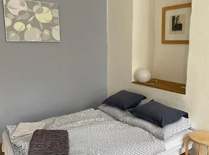 Apartamento Kamenný Dům S Výhledem Na Zámek 20km Od Prahy Nizbor